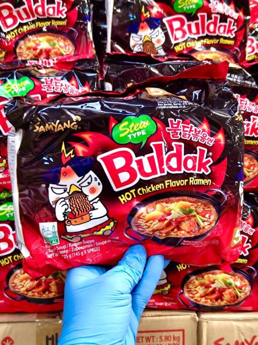 Buldak - Ramen Noodles - Hot Chicken Flavour - 5 Pack BBE 19/08/25