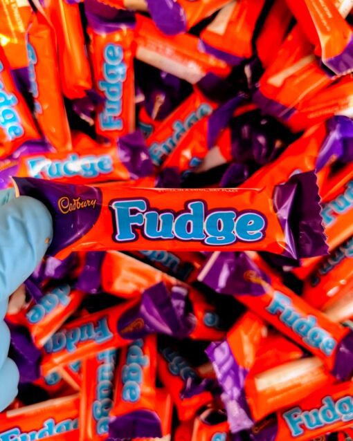 [ONLINE EXCLUSIVE] (25 FOR £2.00) FUDGE - 13.5g BBE 30/09/25