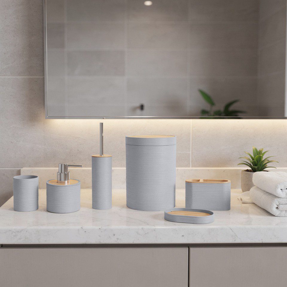 Maison Trés - 15 Piece - Bathroom Essentials - Silver
